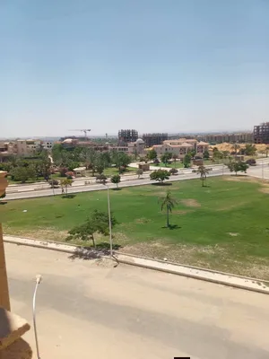 امتلك شقتك دبل فيس في اميز لوكيشن في الحي الترفيهي تشطيب الترا سوبر لوكس اول سكن علي مفتاح اجمل