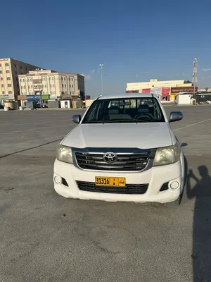 2012 Toyota Hilux PickUp for Sale - GCC Specs, Good Condition