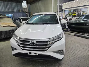 Toyota rush van model 2020 gcc full auto 1.6 Engine 2 setear