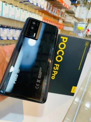 اوبو F5 Pro مستعمل بحالة ممتازة 256 جيجا 12 رام