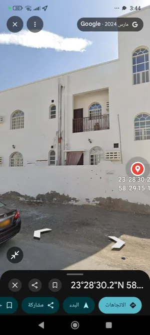 منزل للبيع في العامرات سيح الظبي المنطقة الثالثة قرب المنزل سوق تجاري و مدرسه يتكون من شقتين مستقلتي