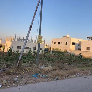 قطعة أرض مميزة للبيع في إربد - الصريح، سلمان الوسطاني بمساحة 650 متر مربع بسعر.........