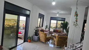 200 m2 3 Bedrooms Apartments for Sale in Ramallah and Al-Bireh Beitunia