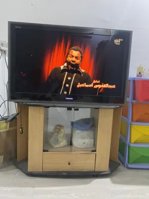 للبيع تلفزيون مع المكتبه