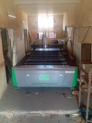 ماكينه فايبر ليزر لتشكيل الصاج والمعادن الانيقه