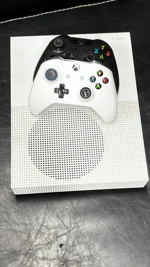 Xbox one s (1T GB)
