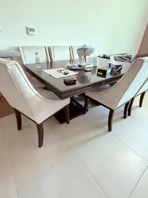 THome Centre Extendable Dining Table + 6 Chairs – Solid Wood – AED 1,600