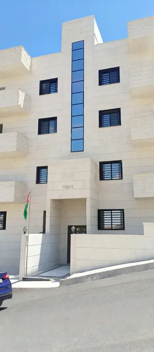 شقق لم تسكن بعد
