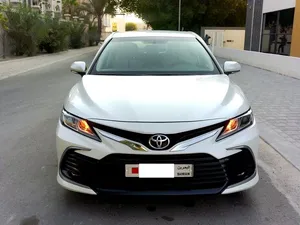 Toyota Camry GLE [2024]-Single use-Zero accident @ Loan- Trade In Facility