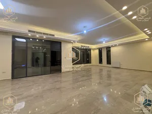 شقة + طابقية + فارغة + للايجار + 350م + 4 نوم + سوبرديلوكس + خلدا