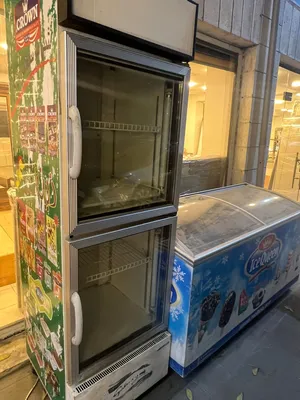 عدا لبيع ثلاجات ورفوف جانبي بضهر