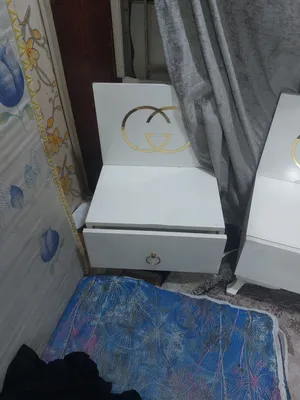 غرفه نوم تركيه 5 قطع نضيفه سعرها 300مع المندر
