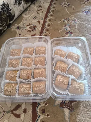 مقروض زمني ربي يبارك عليه طرف بي دينار انديرو حتي في اعراس وعزايم