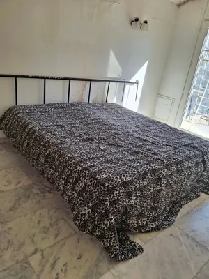 سرير حديد ماكن