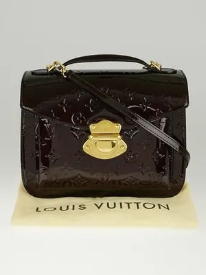 Louis Vuitton Amarante Monogram Vernis Mirada Bag 4500 قابل للتفاوض بالمعقول.