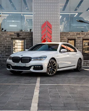BMW 740LE plug-in 2018