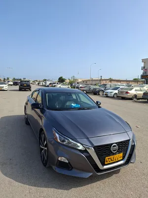 nissan altima2021