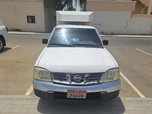 بيكاب نيسان للبيع موجود دبي  مفحوص ادنك جاهز للتسجيل