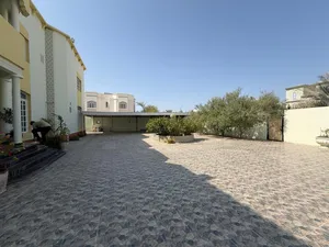 فيلا فاخرة للإيجار – الخوض 6 غرف 750 ريال Luxury Villa for Rent – Al Khoud