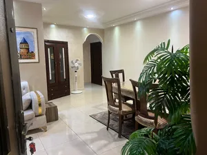 175 m2 3 Bedrooms Apartments for Rent in Amman Shmaisani