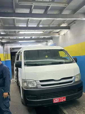 Used Toyota Hiace in Muscat