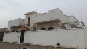 500-m2-more-than-6-bedrooms-apartments-for-sale-in-al-hudaydah-other