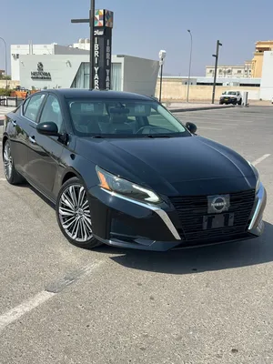 Used Nissan Altima in Al Dhahirah