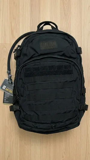 حقيبة تكتيكية CamelBak Motherlode Mil-Spec الأصلية - مع خزان مياه وشفرة قطع رياضية للتخييم للجنسين