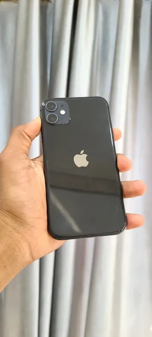 Apple iPhone 11 128 GB in Sana'a