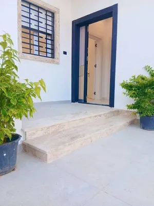 300 m2 More than 6 bedrooms Townhouse for Sale in Misrata AlZawraq