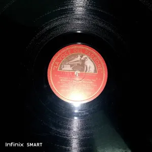 اسطوانات حجر ماستر فويس انتاج 1943