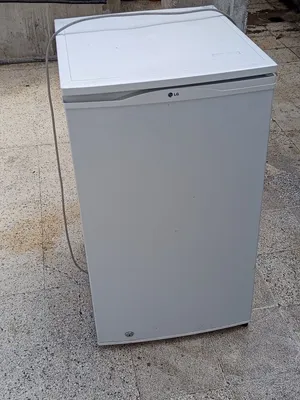 براد مكتبي وفريزا للبيع