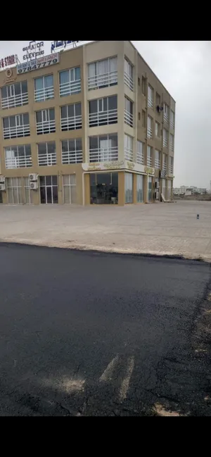 3 محلات للإيجار في السيب سور ال حديد