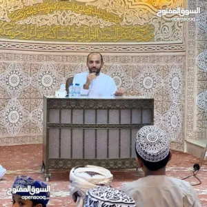 معلم قران كريم ولغة عربية خريج جامعة الأزهر الشريف (كلية اللغة العربية قسم الشريعة الإسلامية)