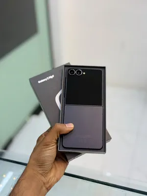Samsung Galaxy Z Flip 7 - 512/12 GB - Good and Best condition