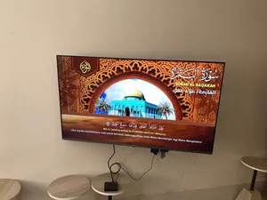 غرفة نوم +كنب +شاشة