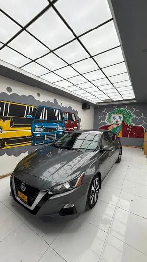 Used Nissan Altima in Al Batinah