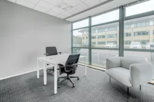 Private office space for 2 persons in DUQM, Squadra