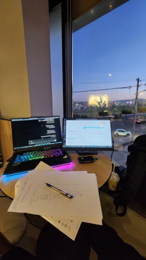 15.6 Other monitors for sale  in Zarqa
