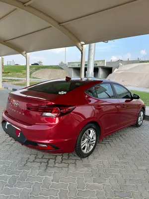 Used Hyundai Elantra in Sharjah