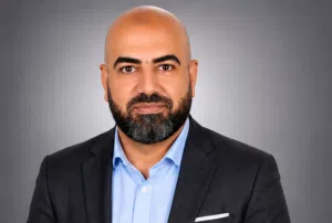 افتح أبواب المستقبل وتحدث الإنجليزية بثقة وطلاقة مع دروس احترافية مصممة لتوصلك للنجاح بسرعة
