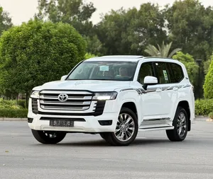 Used Toyota Land Cruiser in Muscat