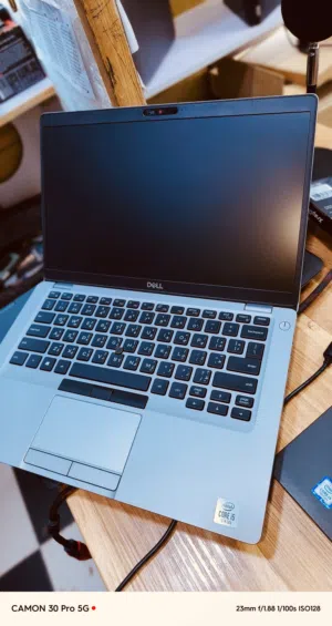 جيل عاشر Dell Core i5 هارد 265 SSD و رام 8 GB و شاشة 14 FHD