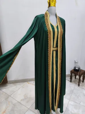 قفطان ثلاث قطع مستعمل للبيع