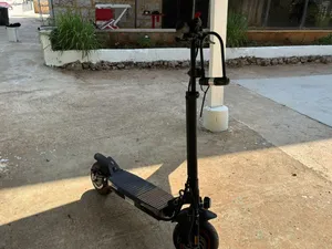 Gorella e scooter