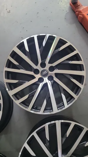 Audi A8 2023 rims 20 inch