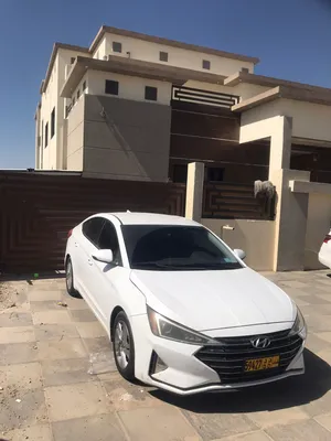 هونداي الانترا