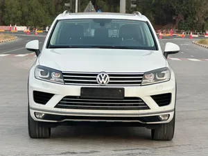 Make: Volex wagon TOUAREG  Model: 2016