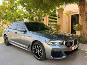 BMW 520i M Sport 2022 GCC Specs  Under Warranty