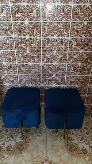 2 clean blue seats/living room/bed room/house decor in great condition للجادين فقط URGENT SALE